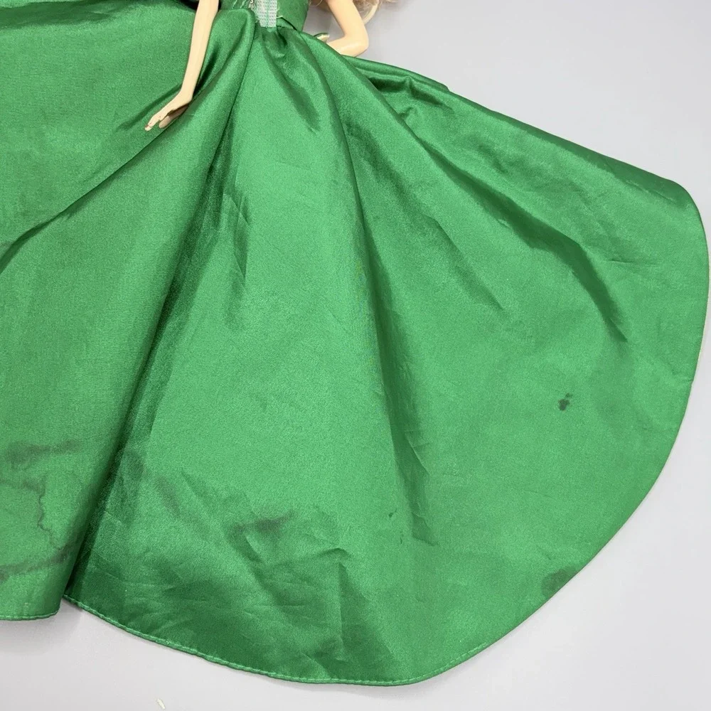 Holiday Barbie 2011 Doll Mattel Barbie Collector Doll Green Gold Dress